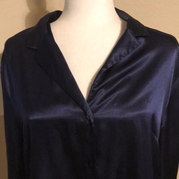 Victoria’s Secret- navy blue sleep shirt; button closure in the front - size M - Picture 2 of 6